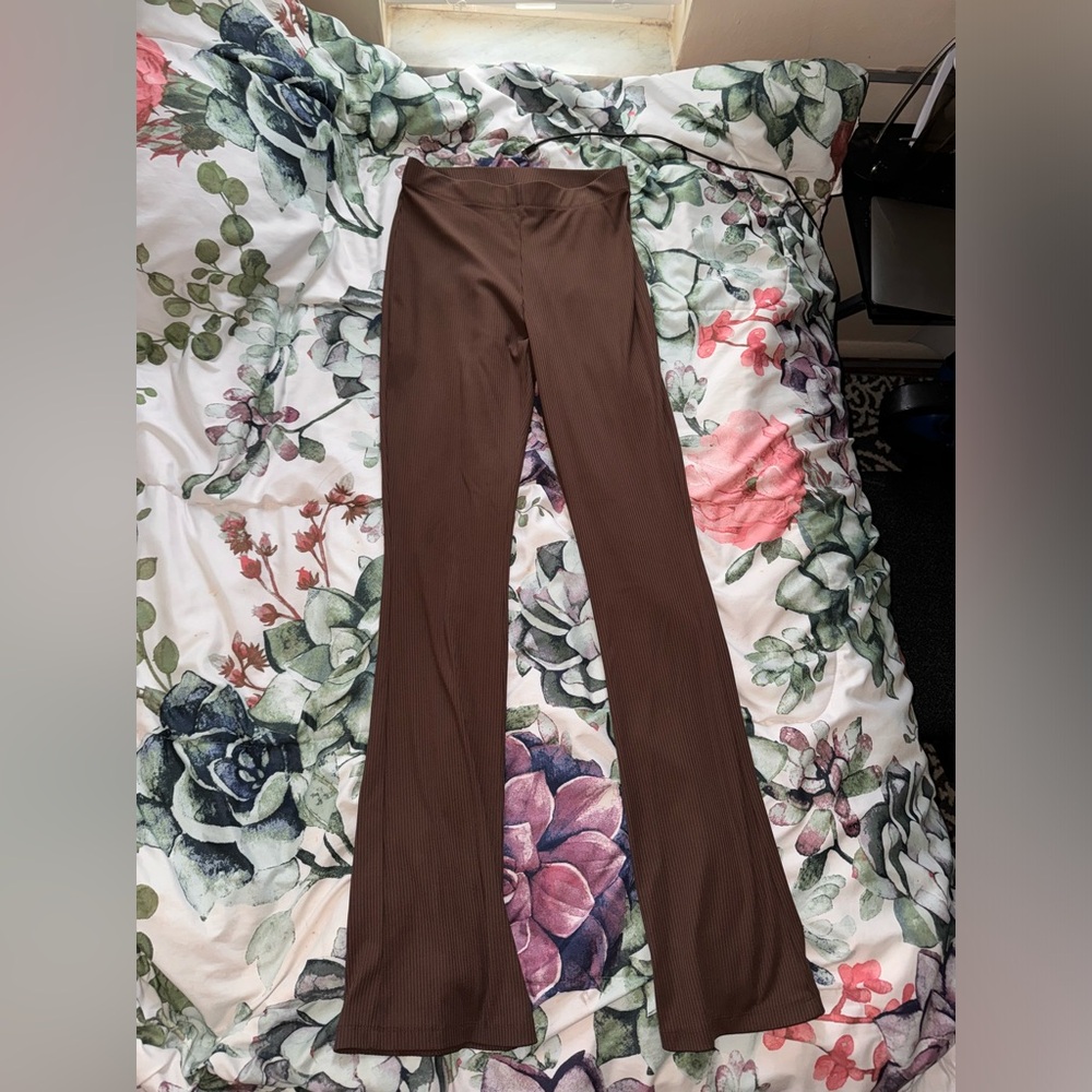 Brown Ribbed Flared Pant